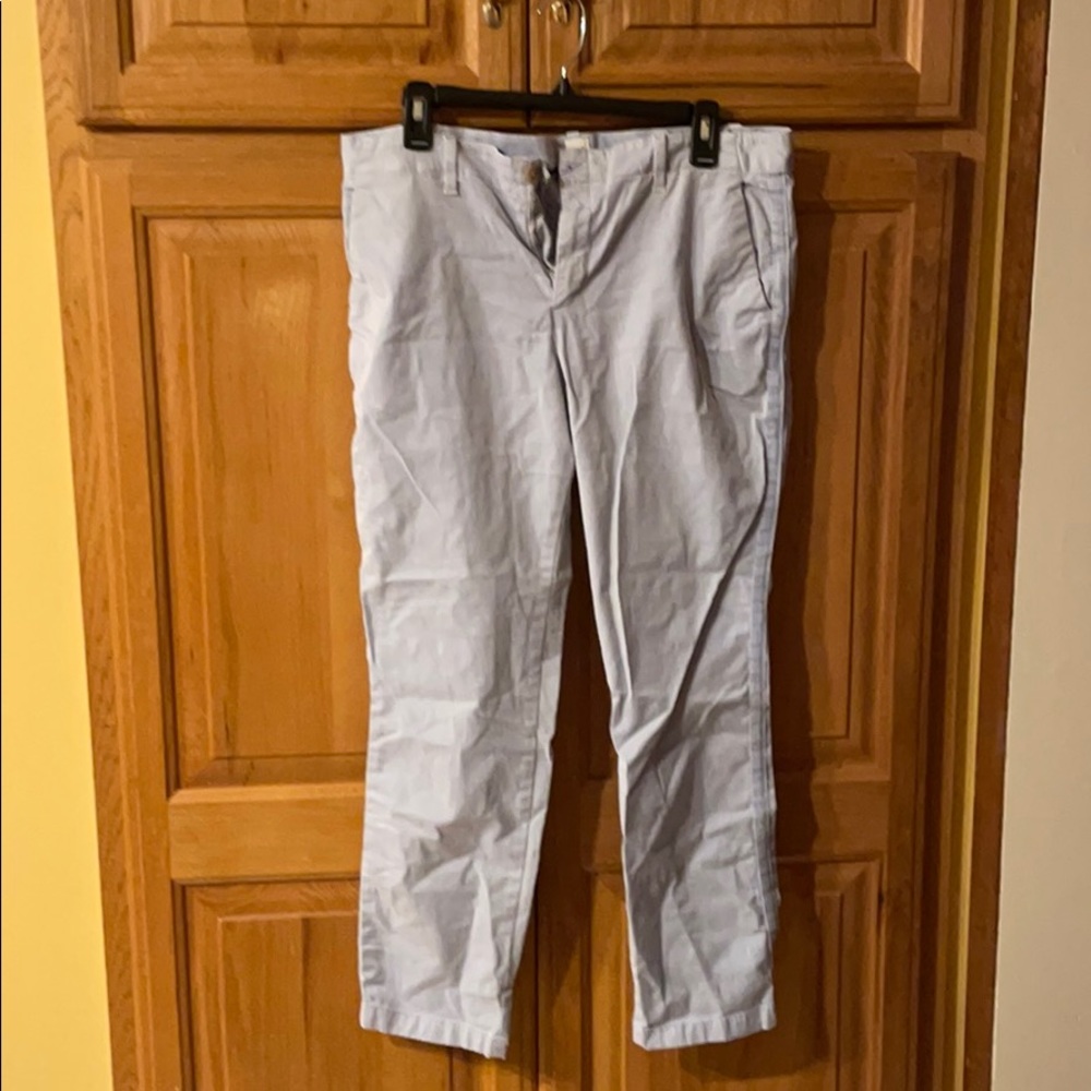Gap chinos